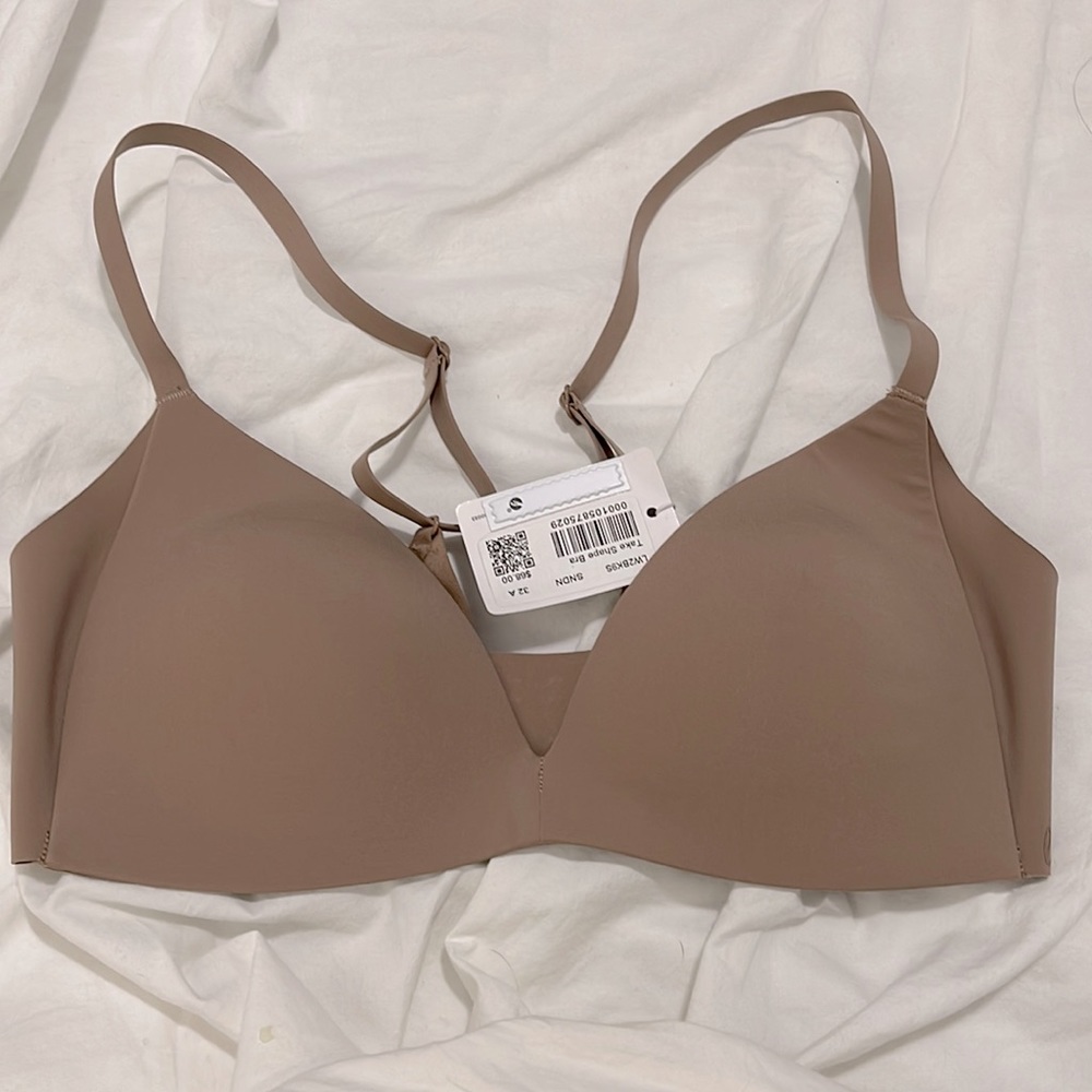 NWT- Lululemon- 32C
